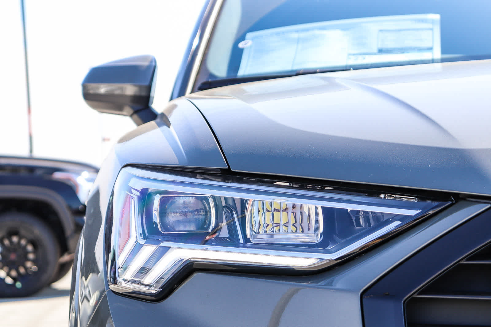 Thumbnail: 2025 Audi Q3 - 6