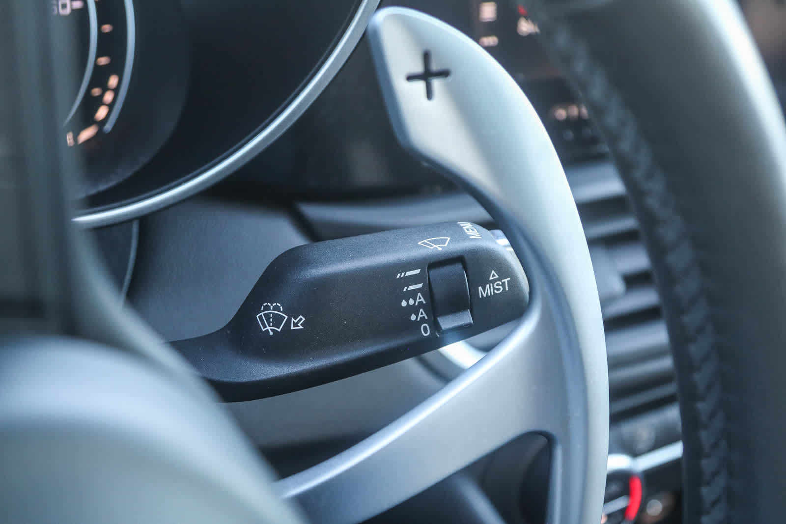 Thumbnail: 2019 Alfa Romeo Giulia - 32