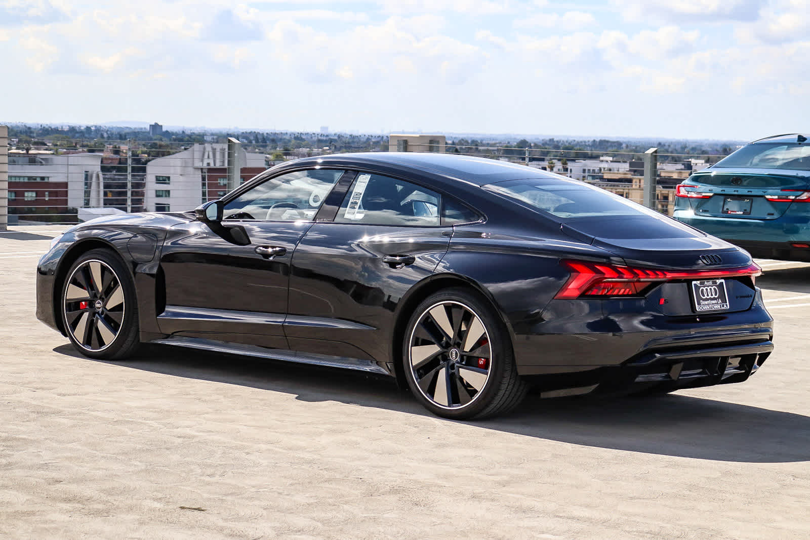 Thumbnail: 2026 Audi e-tron GT - 6