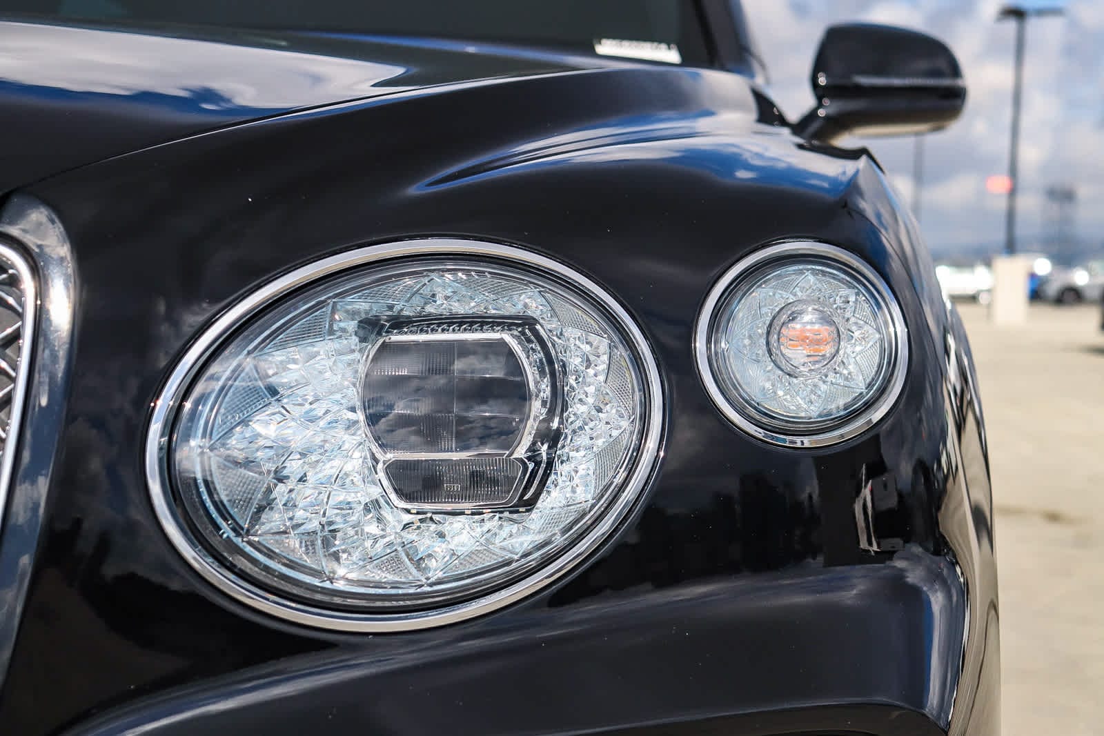 Thumbnail: 2021 Bentley Bentayga - 7