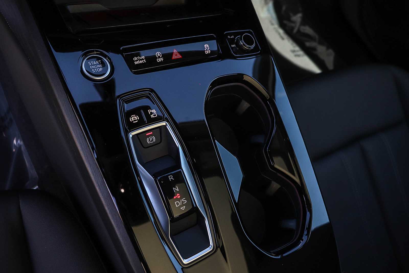 Thumbnail: 2025 Audi A5 - 24