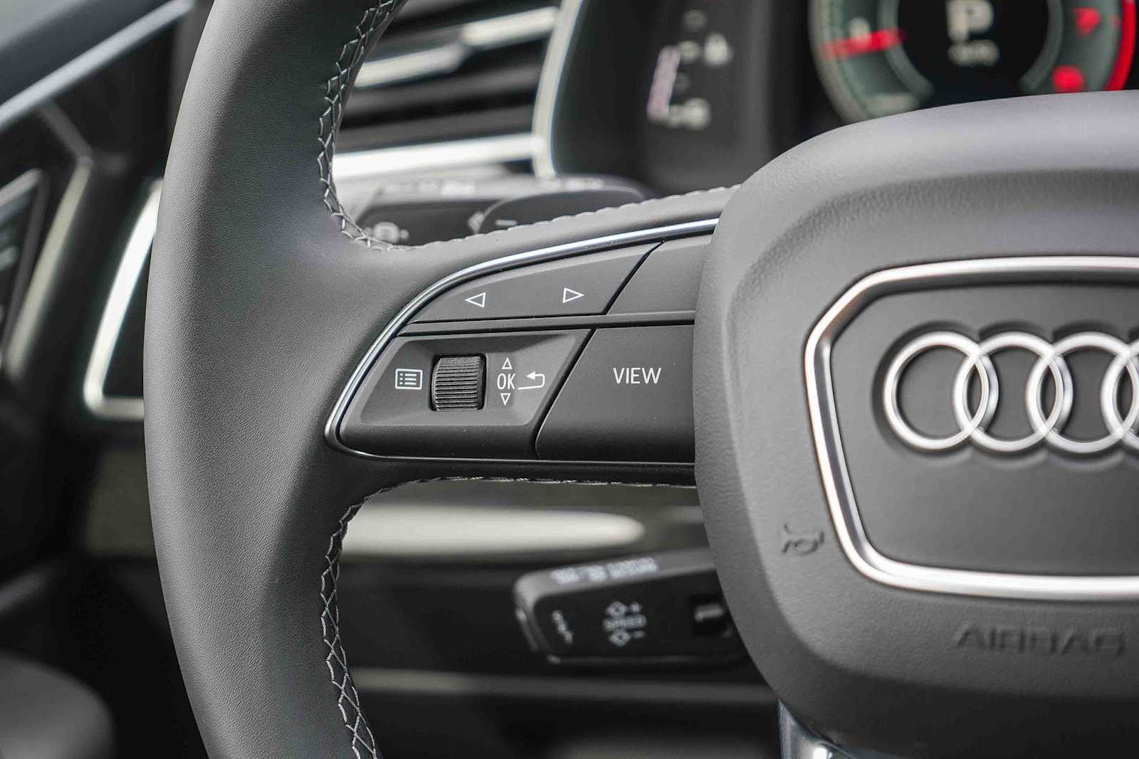 Thumbnail: 2026 Audi Q7 - 22