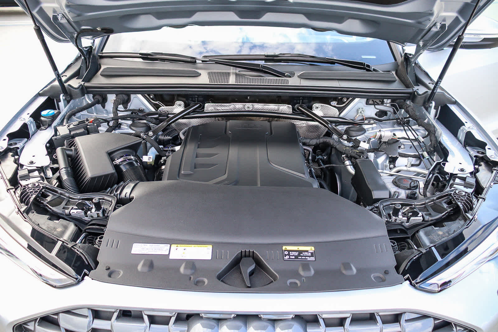 Thumbnail: 2025 Audi Q5 - 41