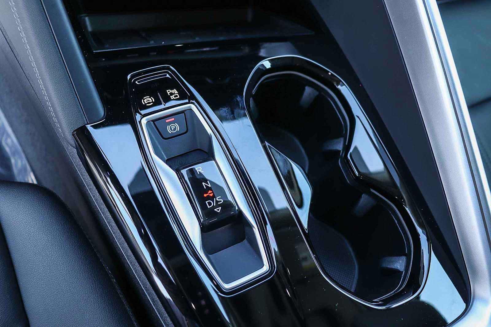 Thumbnail: 2025 Audi Q5 - 24