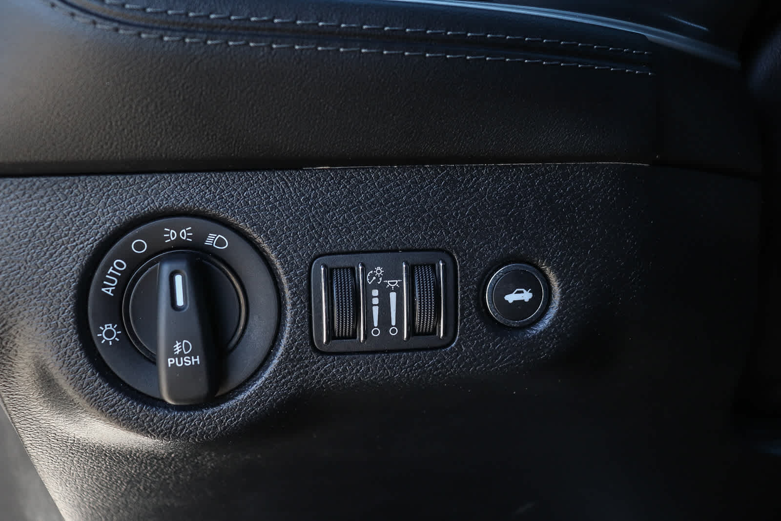 Thumbnail: 2022 Dodge Challenger - 29