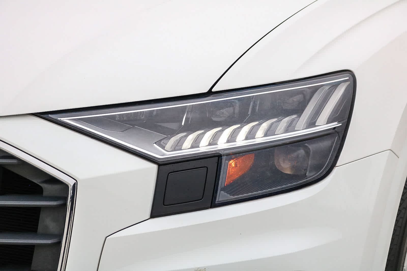 Thumbnail: 2023 Audi Q8 - 5