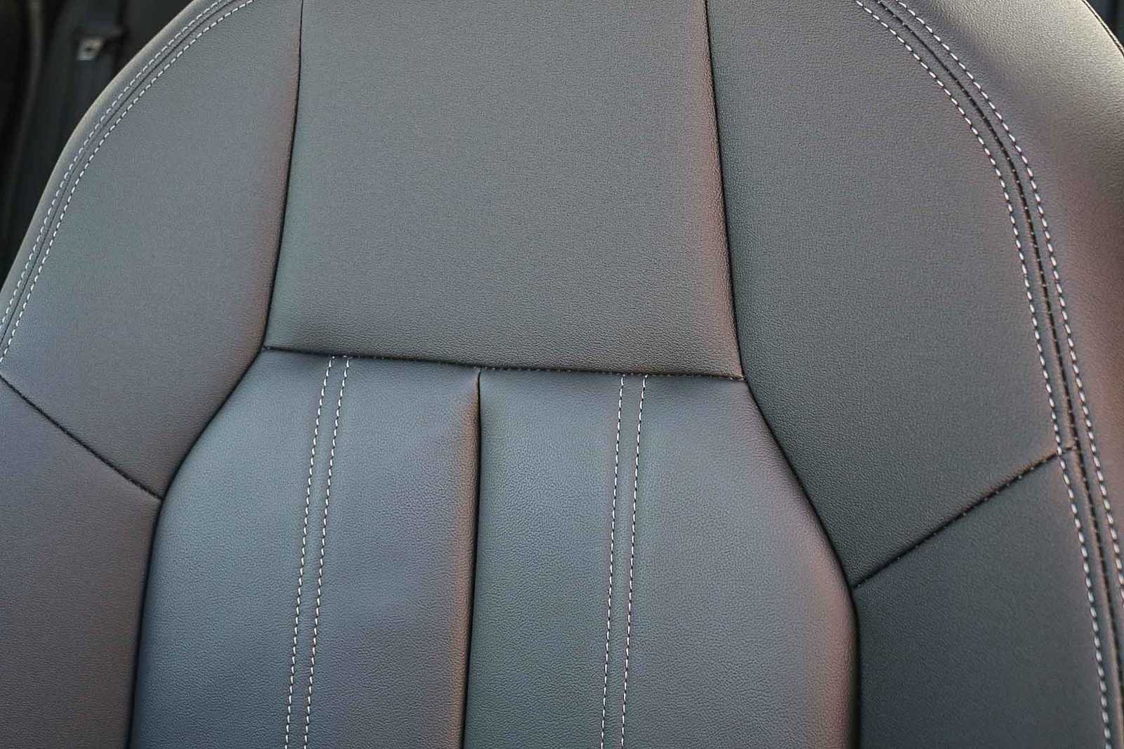 Thumbnail: 2025 Audi Q6 e-tron - 38