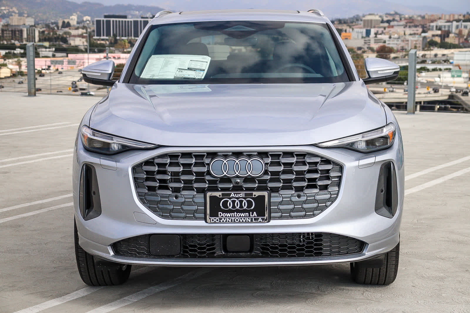 Thumbnail: 2025 Audi Q5 - 2