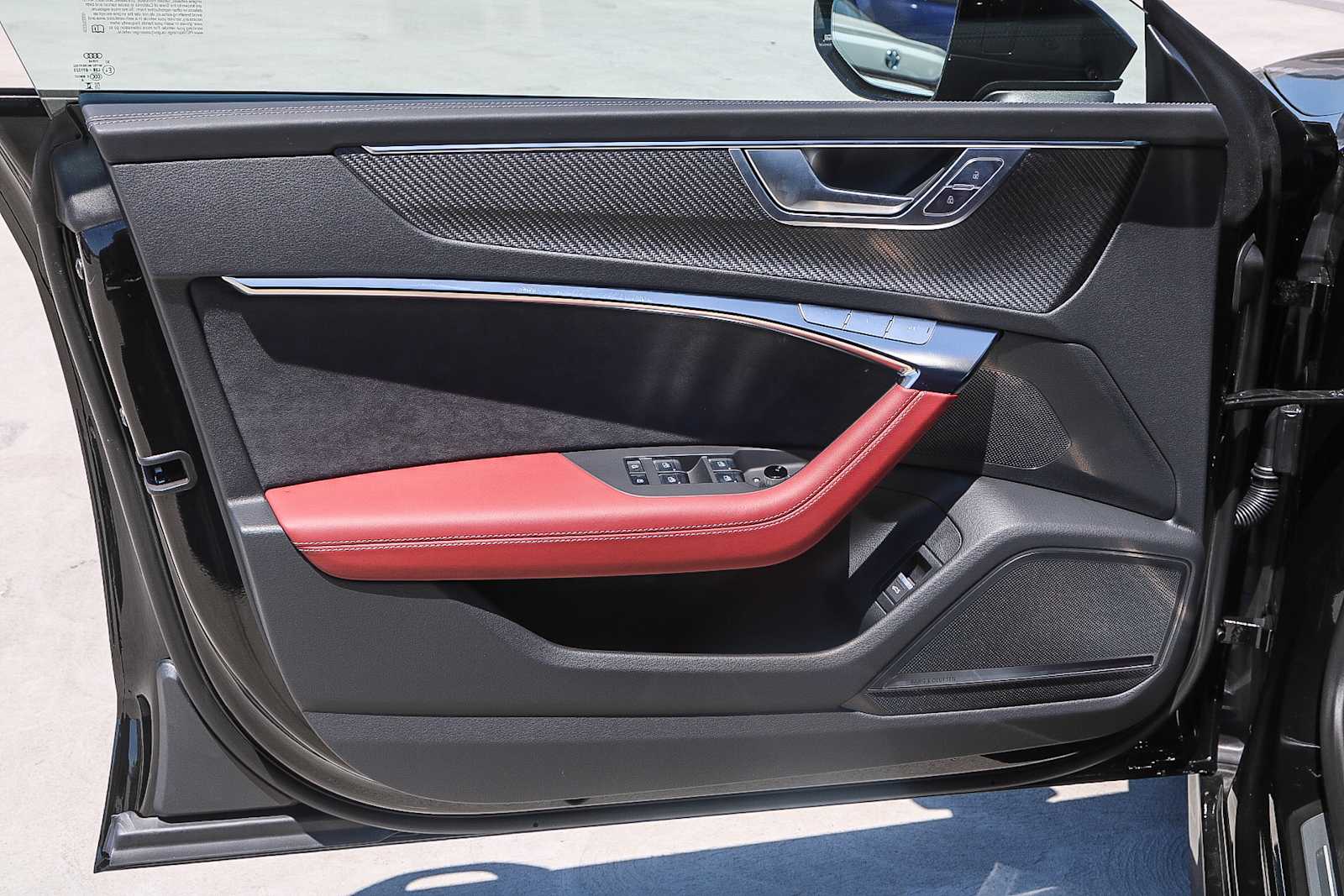 Thumbnail: 2025 Audi S7 - 23