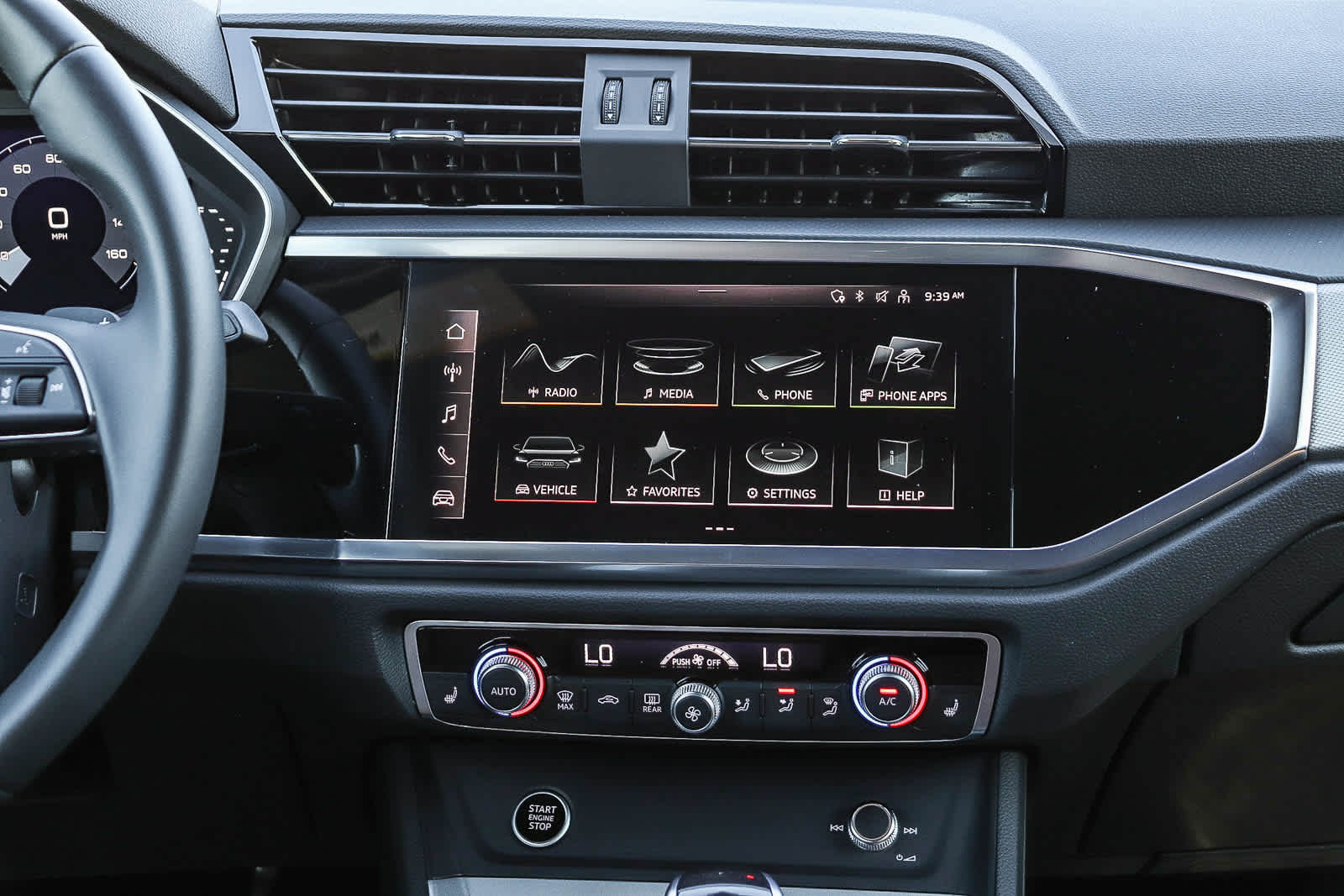 Thumbnail: 2025 Audi Q3 - 17