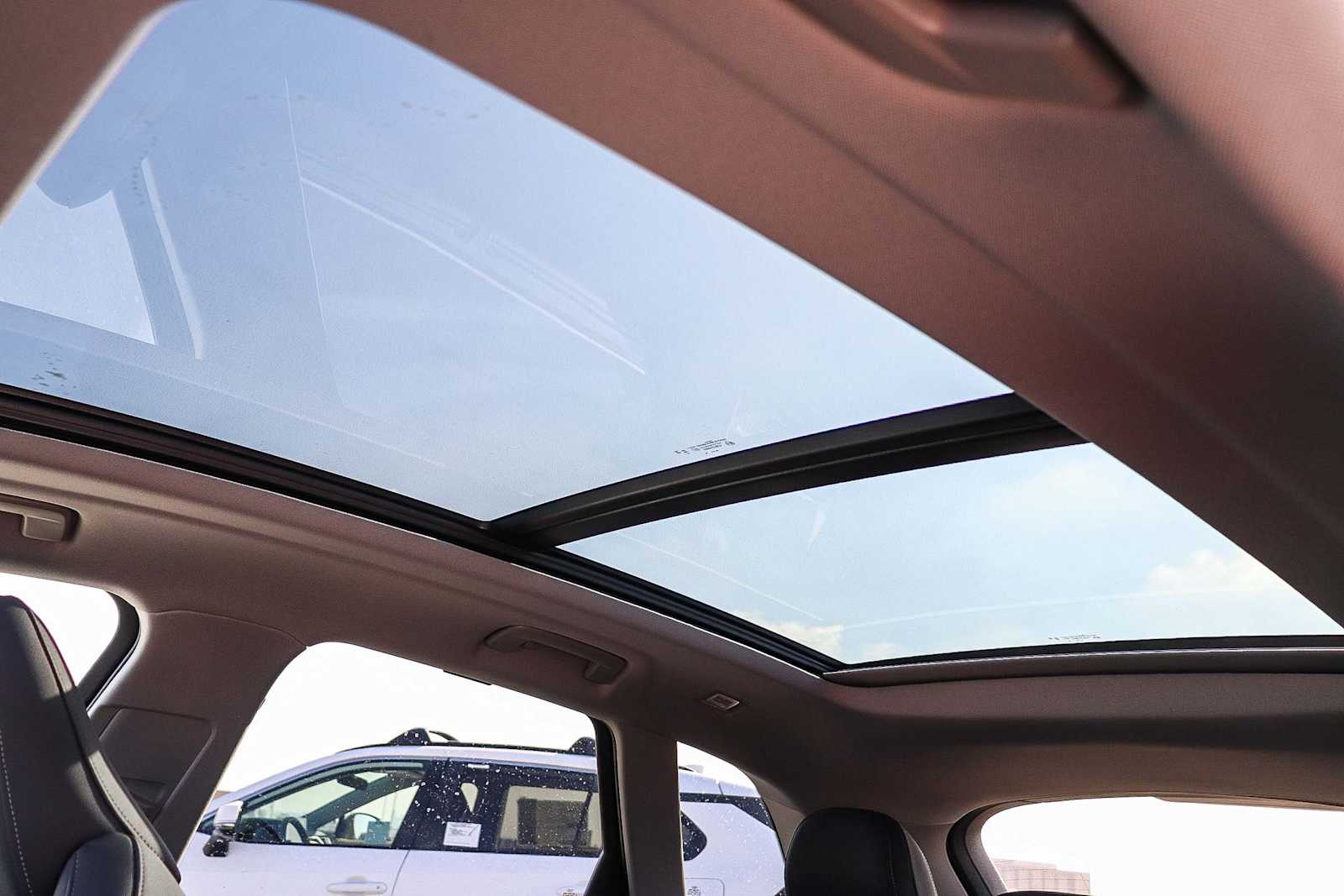 Thumbnail: 2025 Audi Q5 - 33