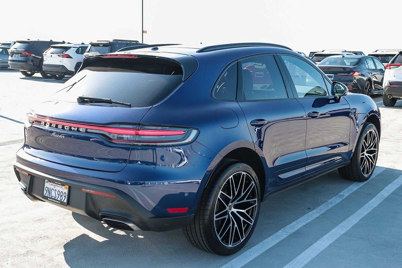 Thumbnail: 2024 Porsche Macan - 7