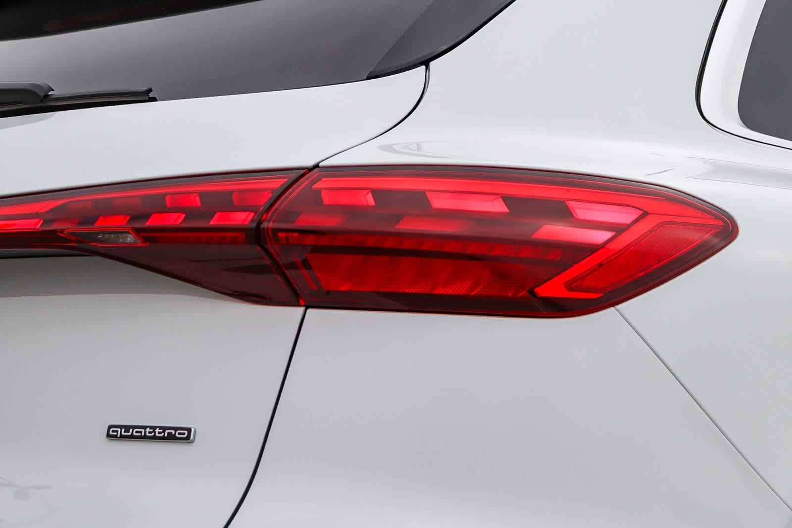 Thumbnail: 2025 Audi Q5 - 10