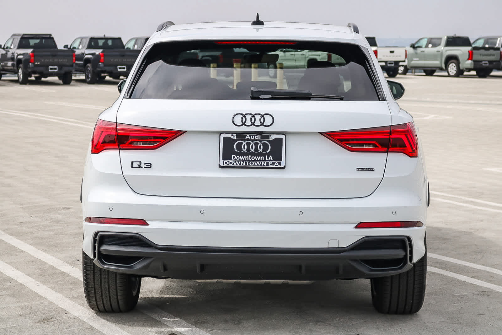 Thumbnail: 2025 Audi Q3 - 9