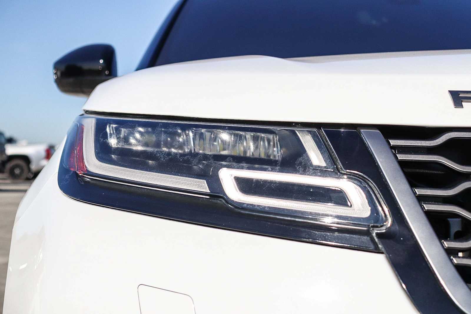 Thumbnail: 2020 Land Rover Range Rover Velar - 9