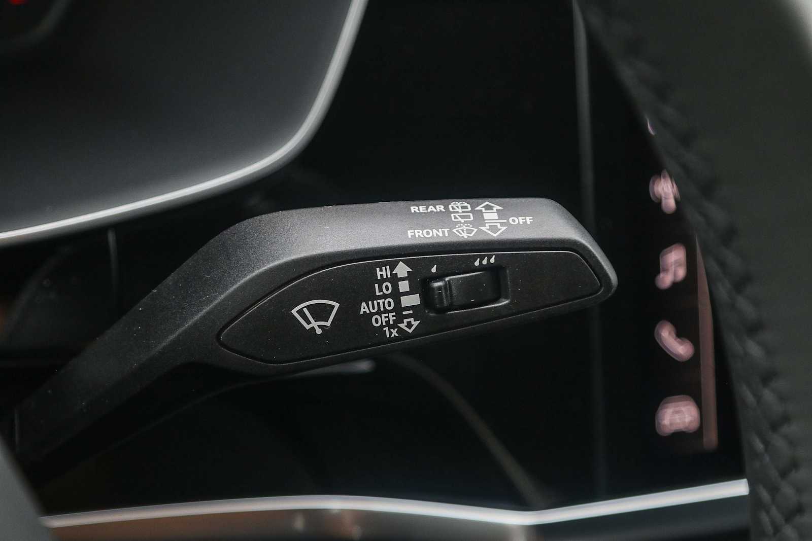 Thumbnail: 2025 Audi Q3 - 39