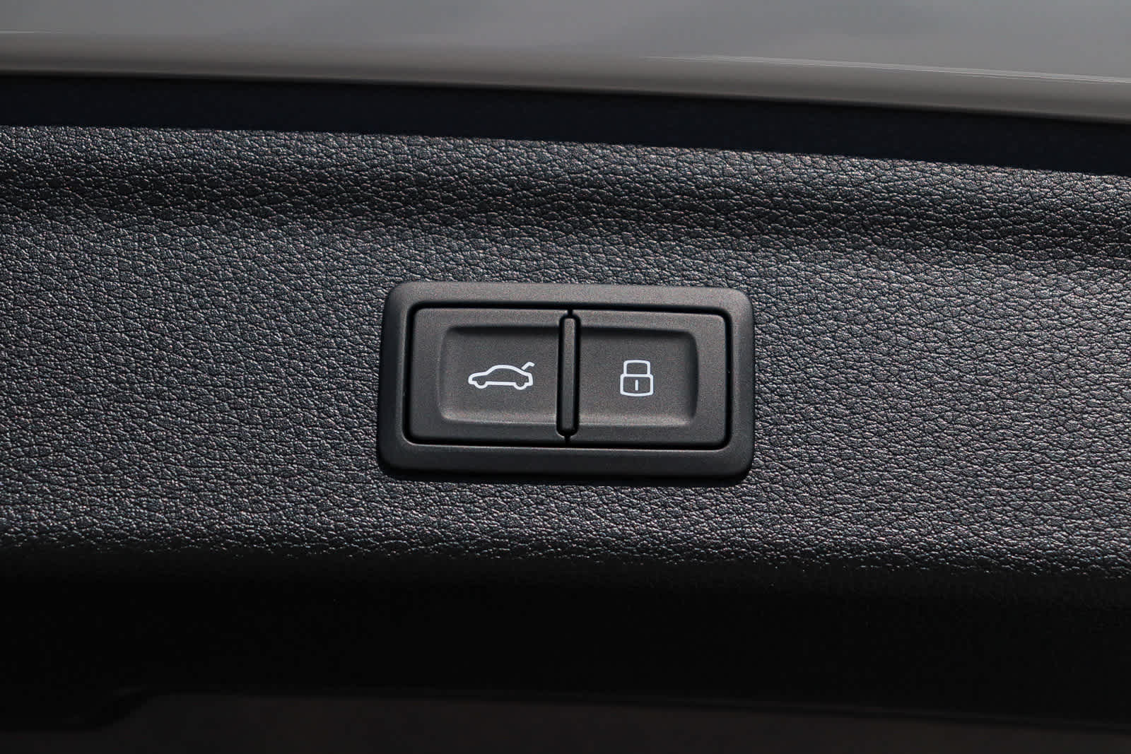 Thumbnail: 2025 Audi Q3 - 39