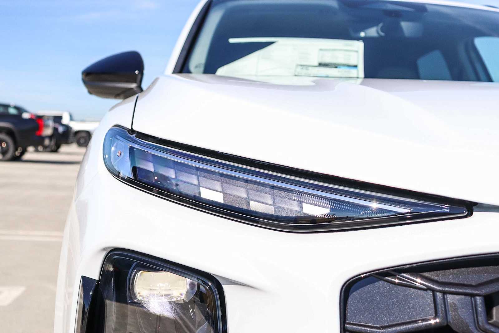 Thumbnail: 2026 Audi Q3 - 9