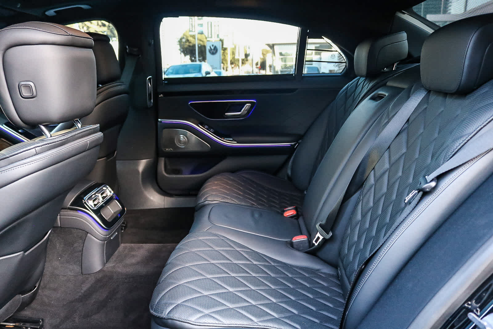 Thumbnail: 2022 Mercedes-Benz S-Class - 26