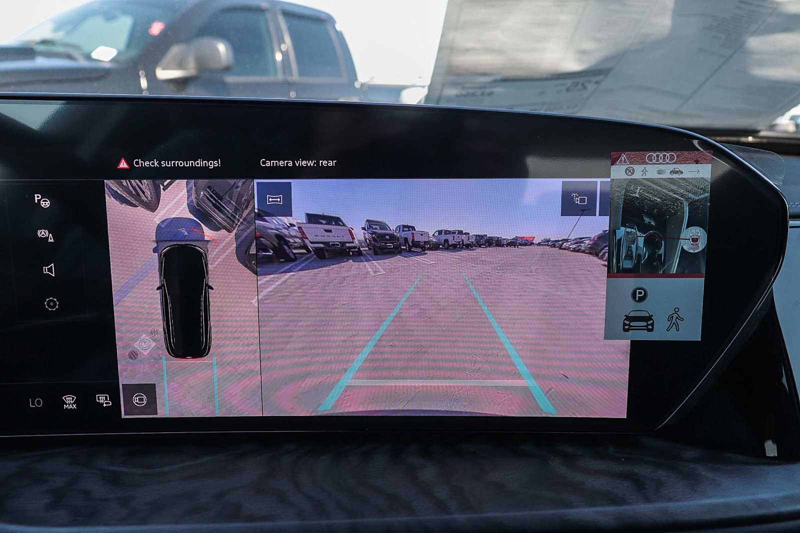 Thumbnail: 2025 Audi Q5 - 30