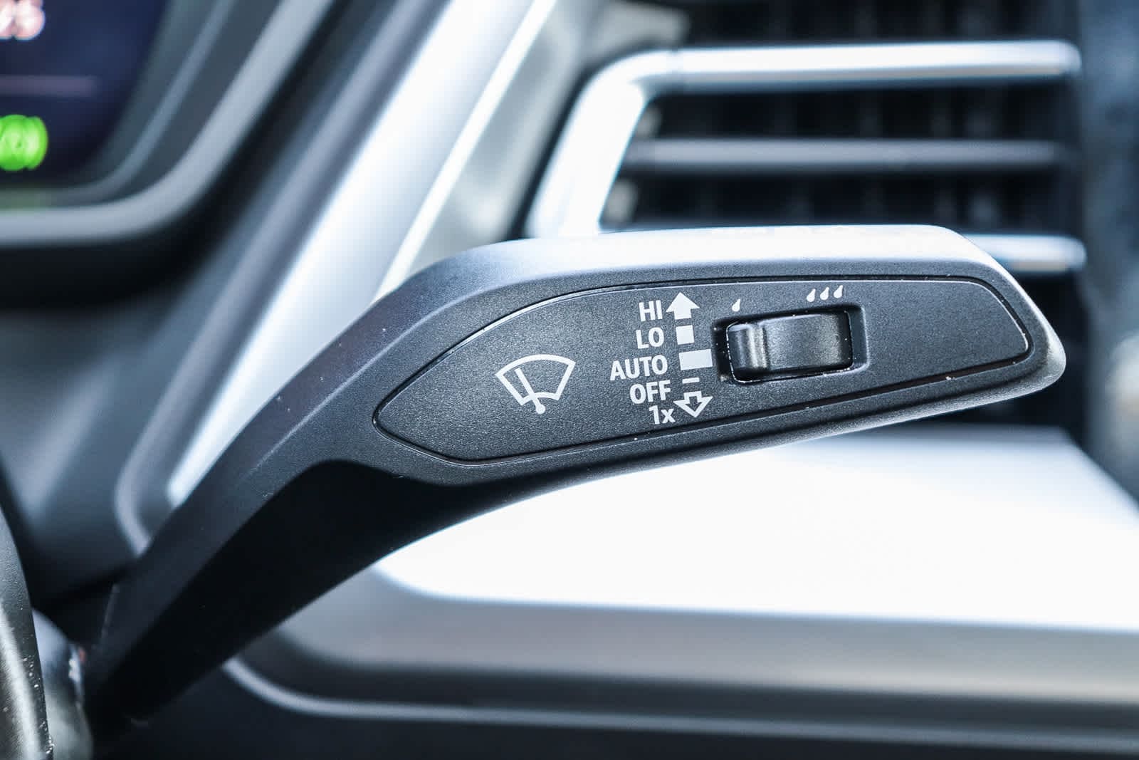 Thumbnail: 2023 Audi Q4 e-tron - 37