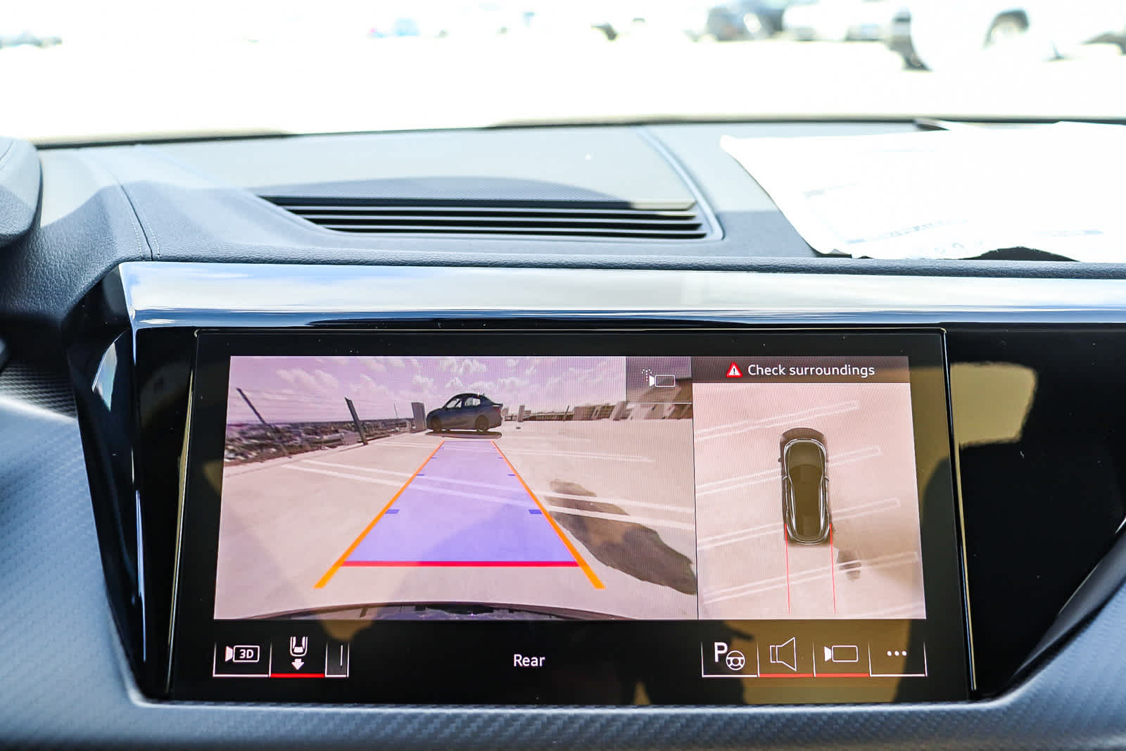 Thumbnail: 2026 Audi e-tron GT - 35