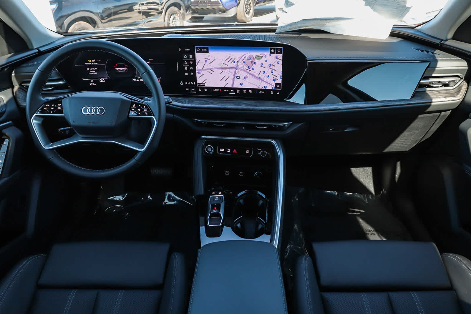 Thumbnail: 2025 Audi Q5 - 16