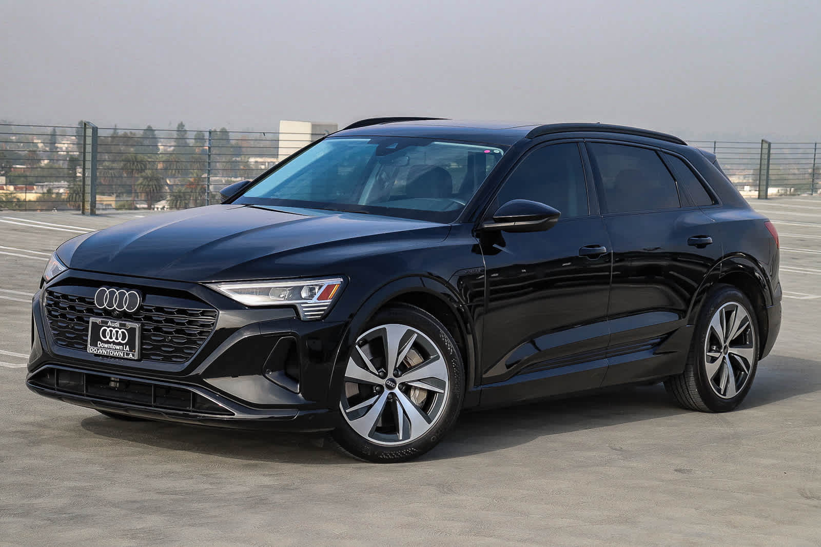 2024 Audi Q8 e-tron Premium -
                  Los Angeles, CA