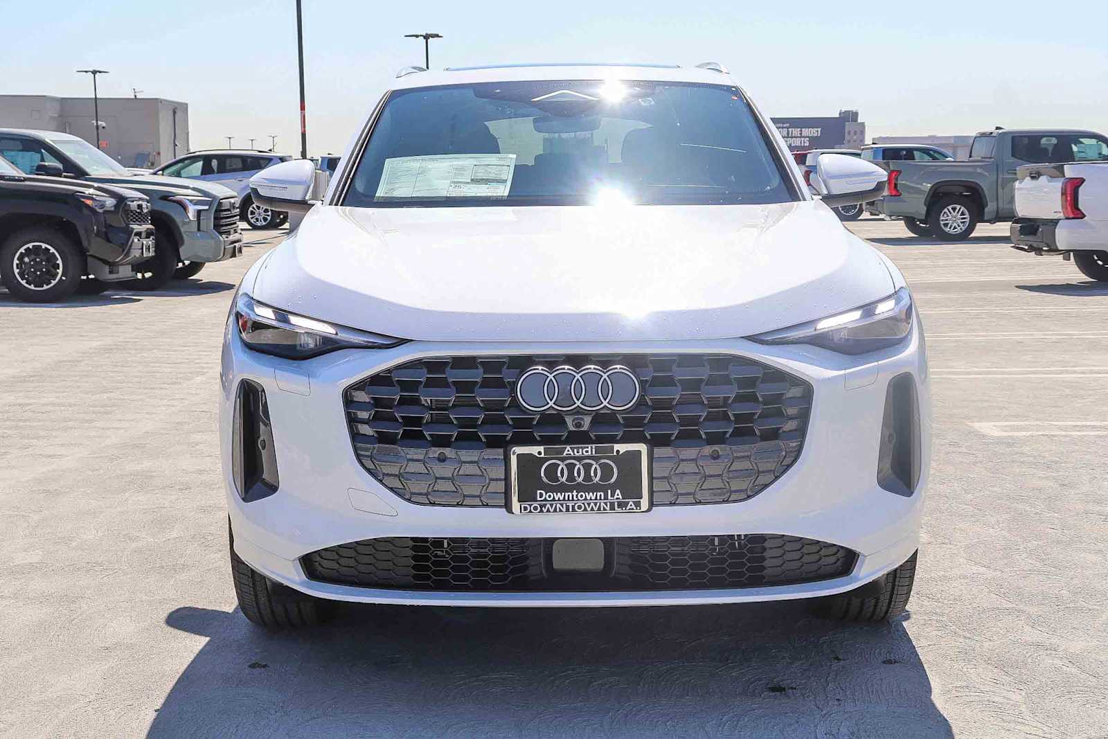 Thumbnail: 2025 Audi Q5 - 2