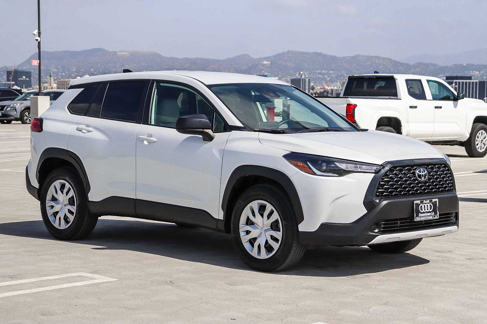 Thumbnail: 2022 Toyota Corolla Cross - 3