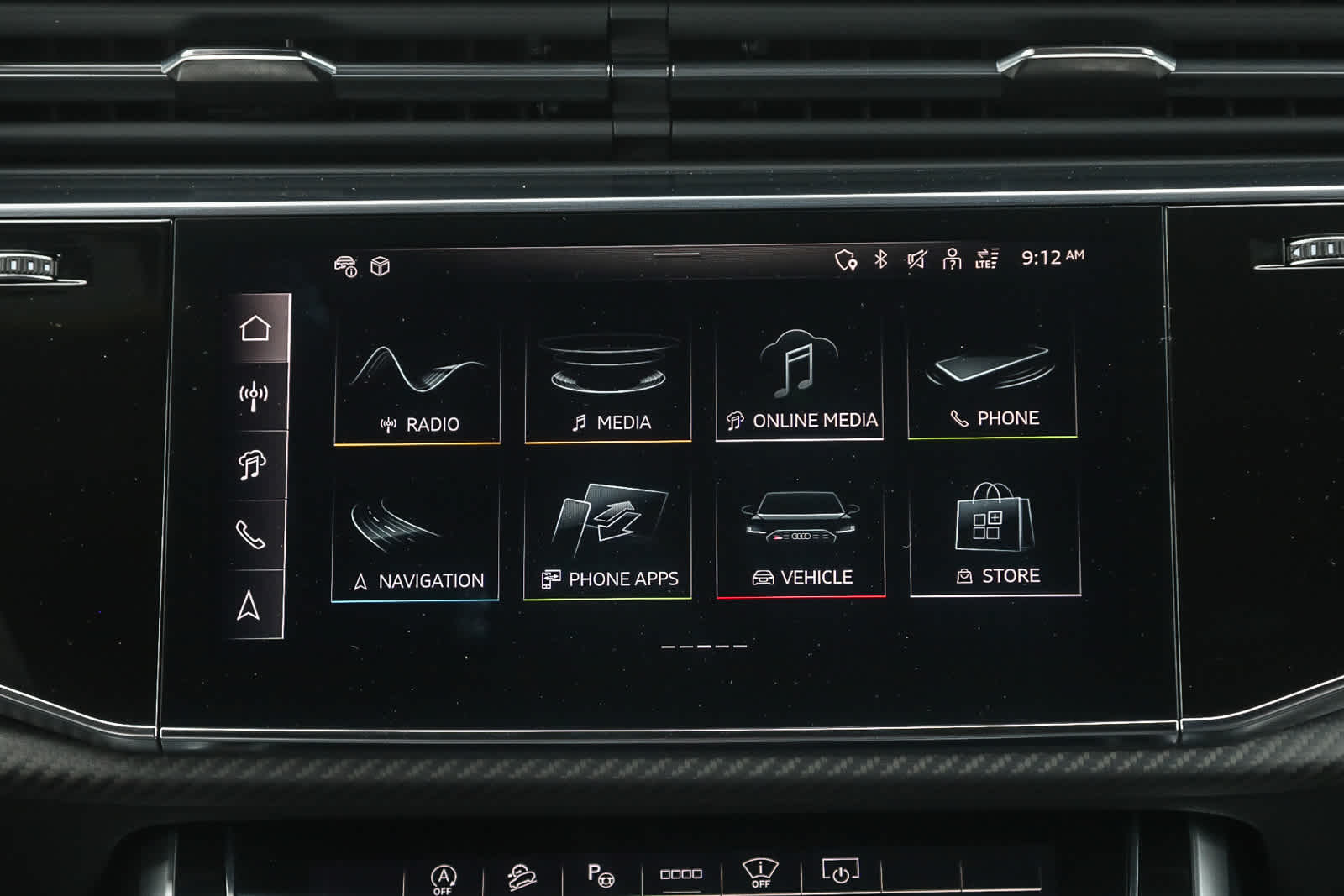 Thumbnail: 2025 Audi RS Q8 - 15