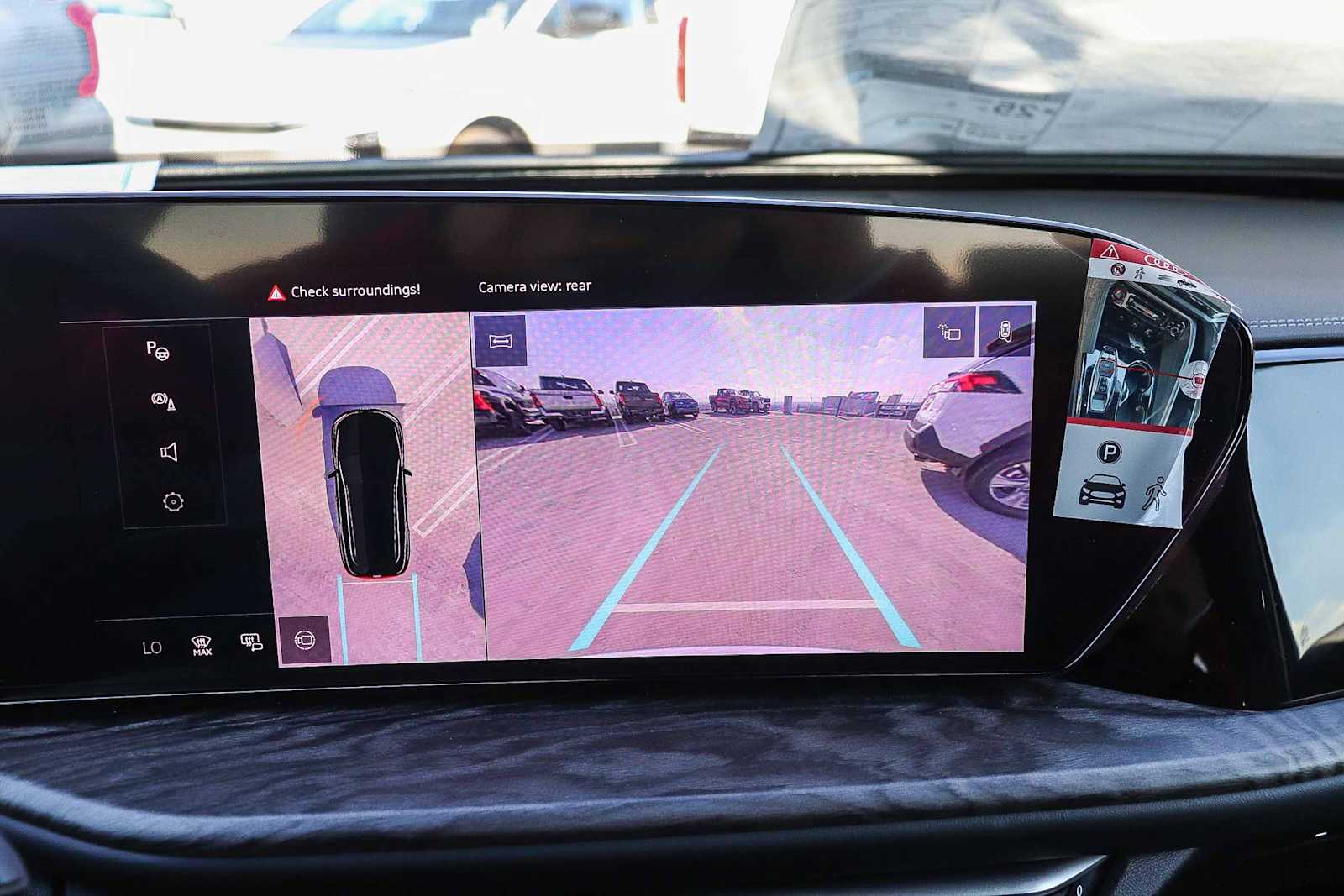 Thumbnail: 2025 Audi Q5 - 32