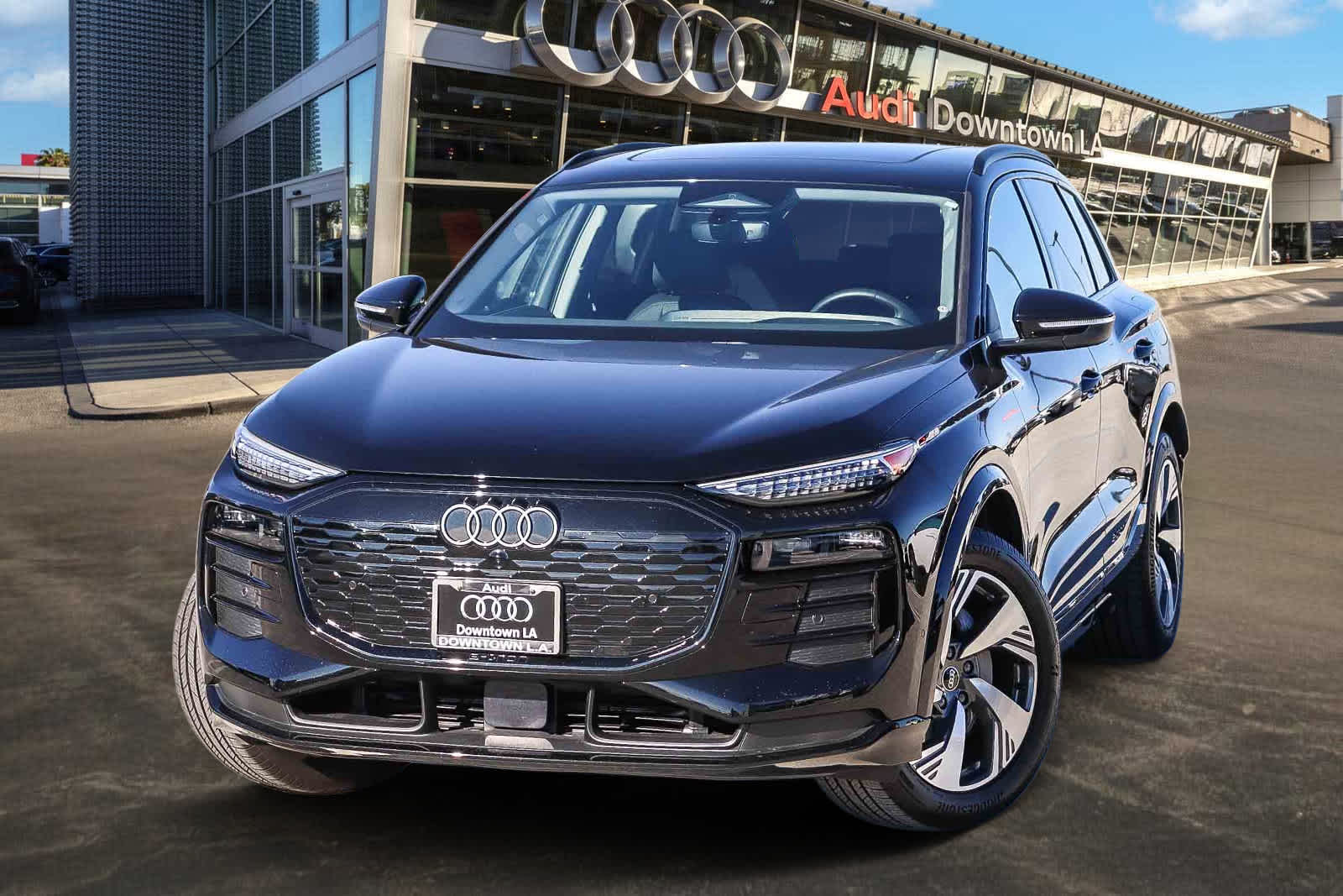 2025 Audi Q6 e-tron Premium Plus -
                  Los Angeles, CA