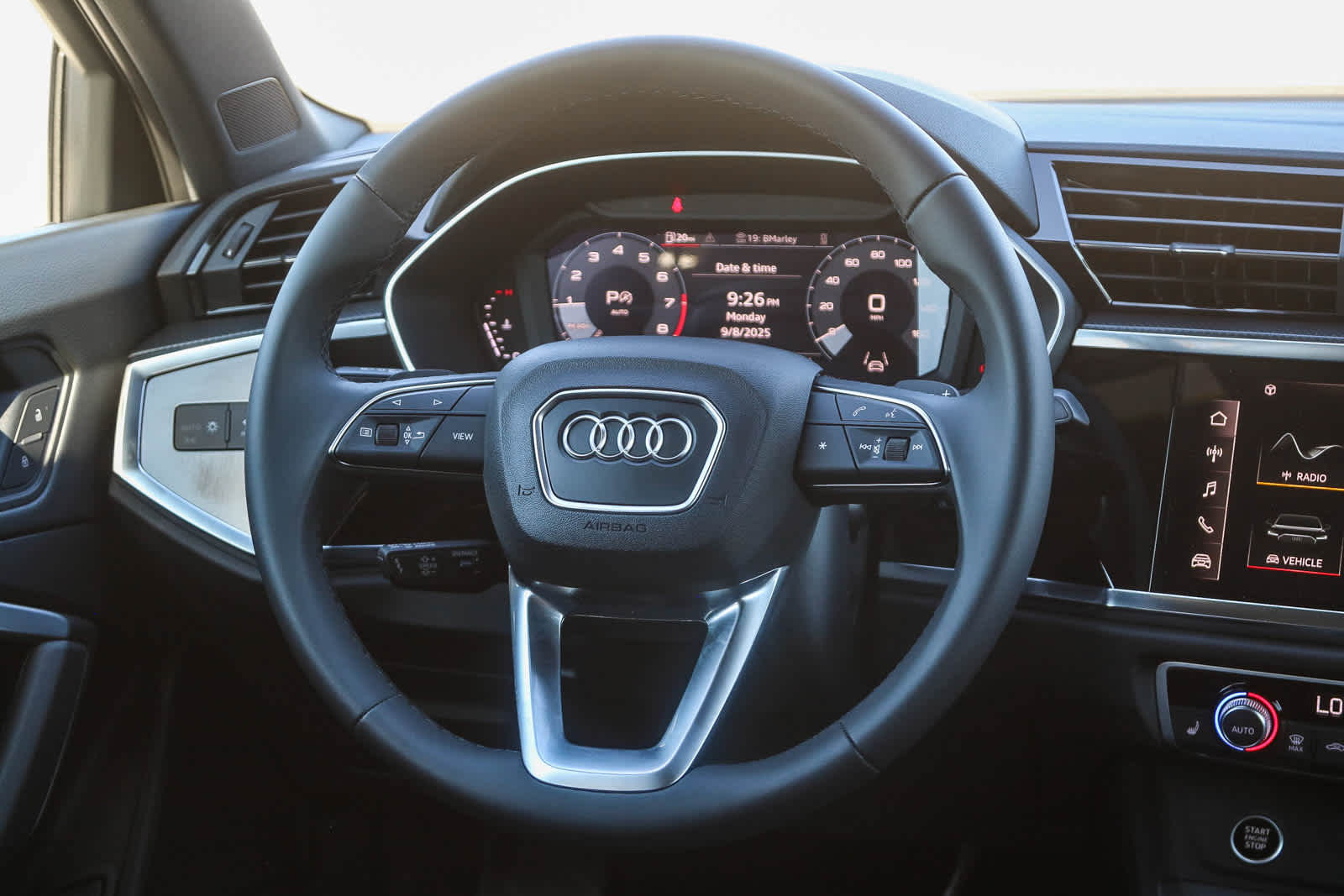 Thumbnail: 2025 Audi Q3 - 21