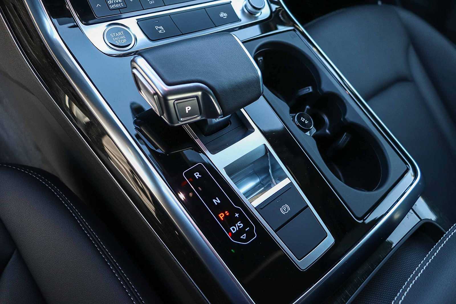 Thumbnail: 2025 Audi Q7 - 27