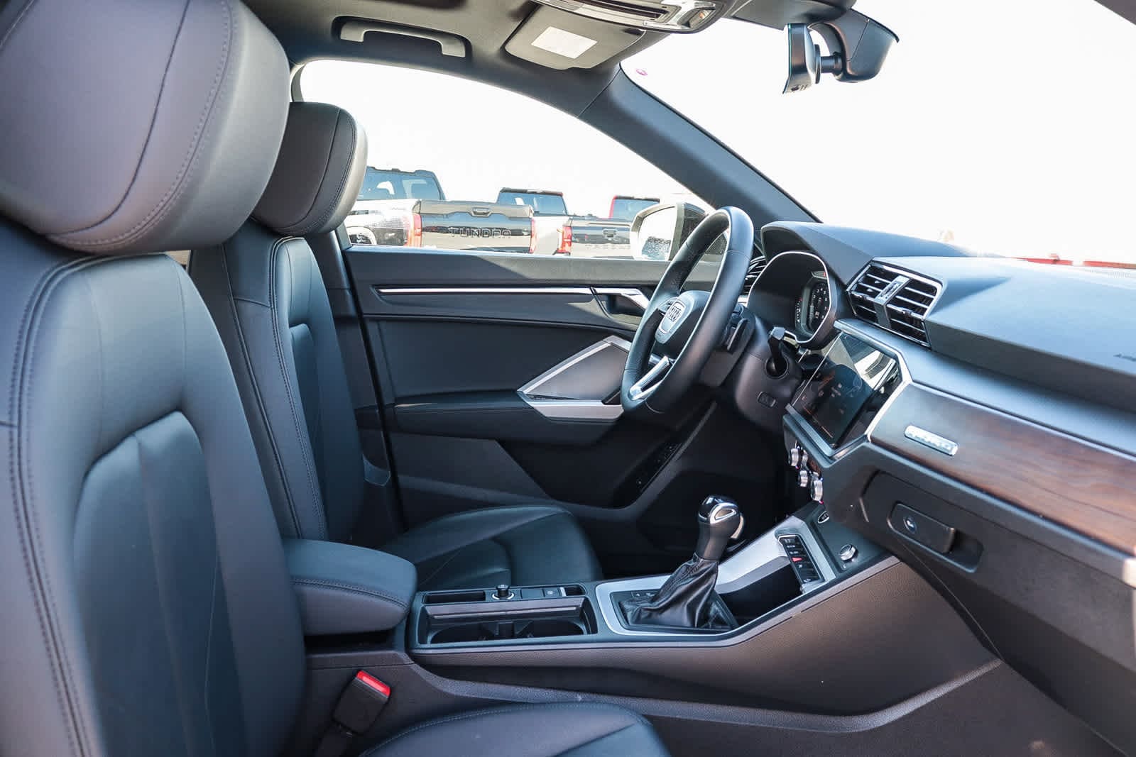 Thumbnail: 2023 Audi Q3 - 21