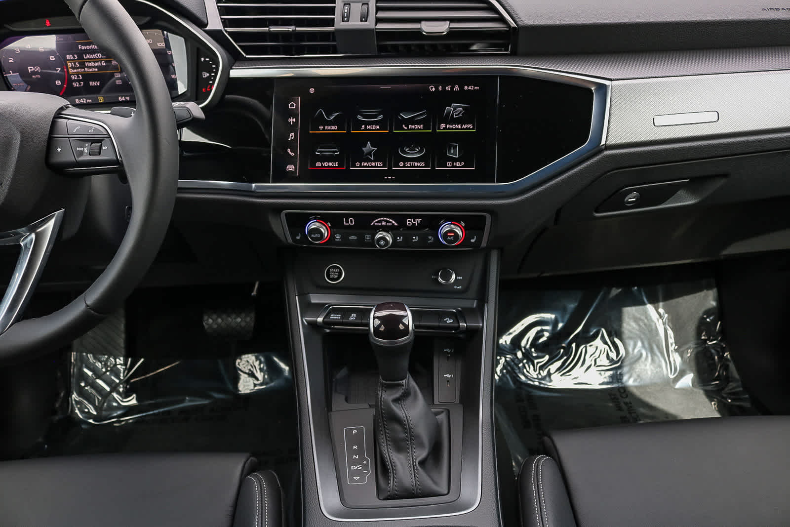 Thumbnail: 2025 Audi Q3 - 18