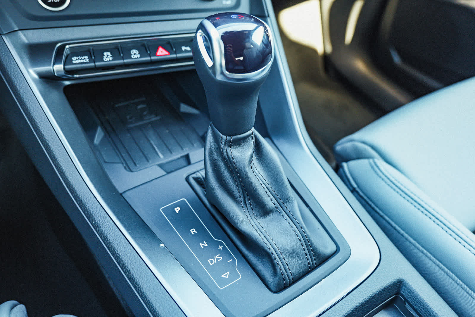 Thumbnail: 2025 Audi Q3 - 20