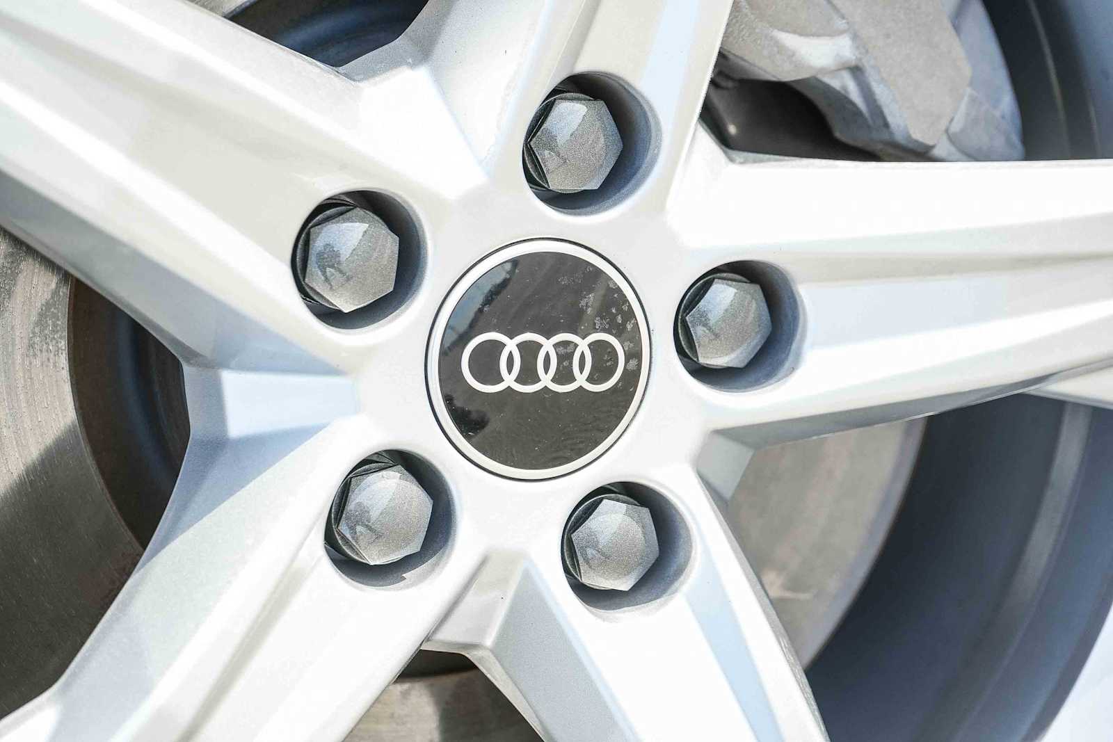 Thumbnail: 2023 Audi Q5 - 15