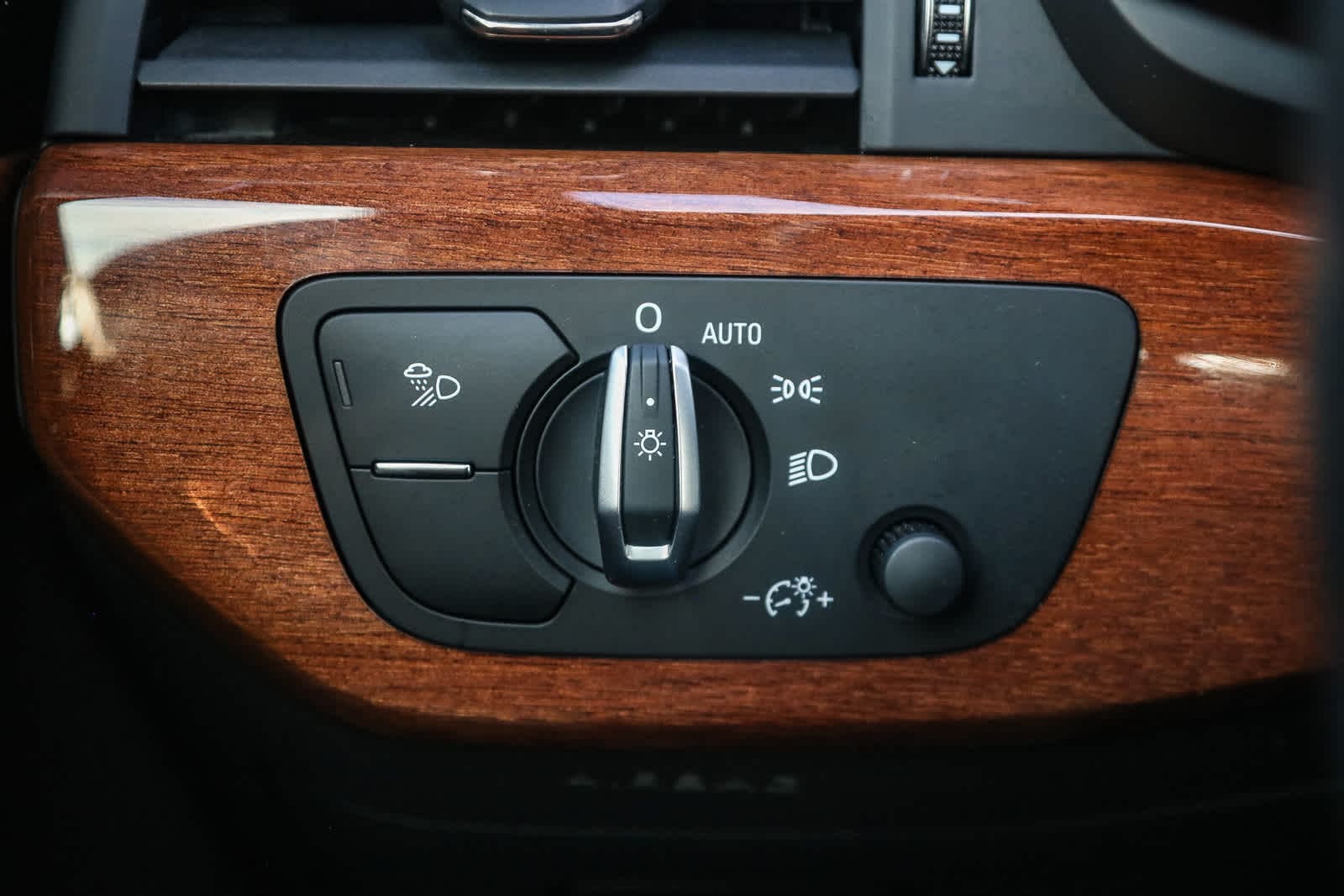 Thumbnail: 2022 Audi A4 - 32