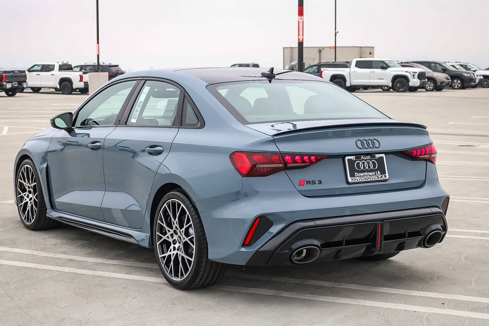 Thumbnail: 2025 Audi RS 3 - 9