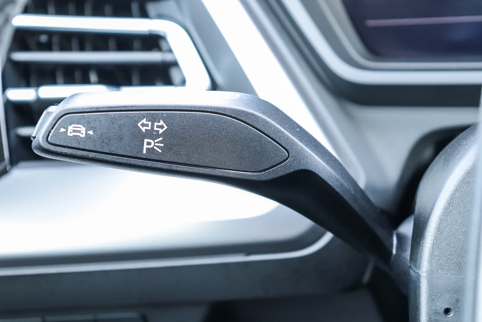 Thumbnail: 2023 Audi Q4 e-tron - 35