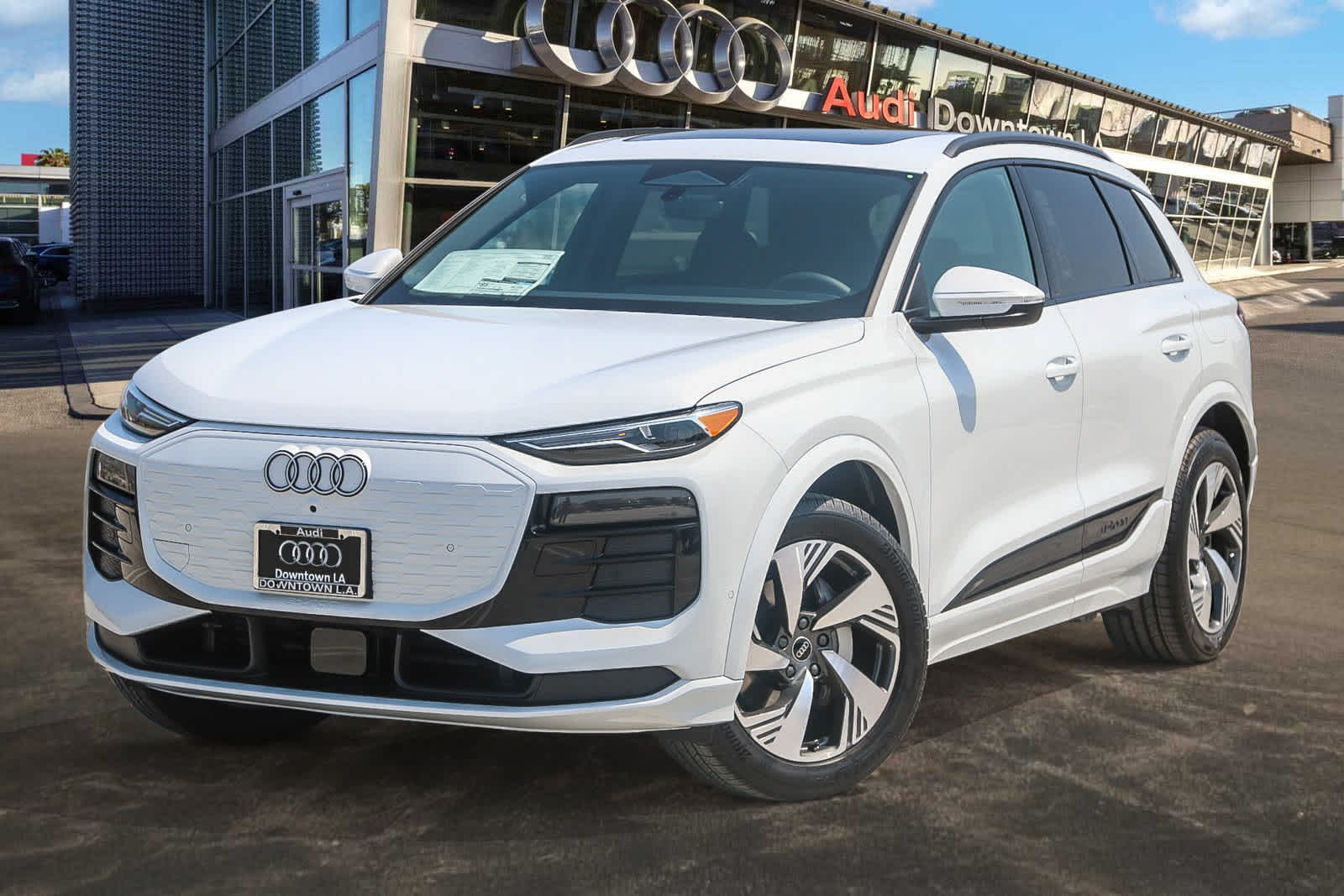 2025 Audi Q6 e-tron Premium -
                  Los Angeles, CA