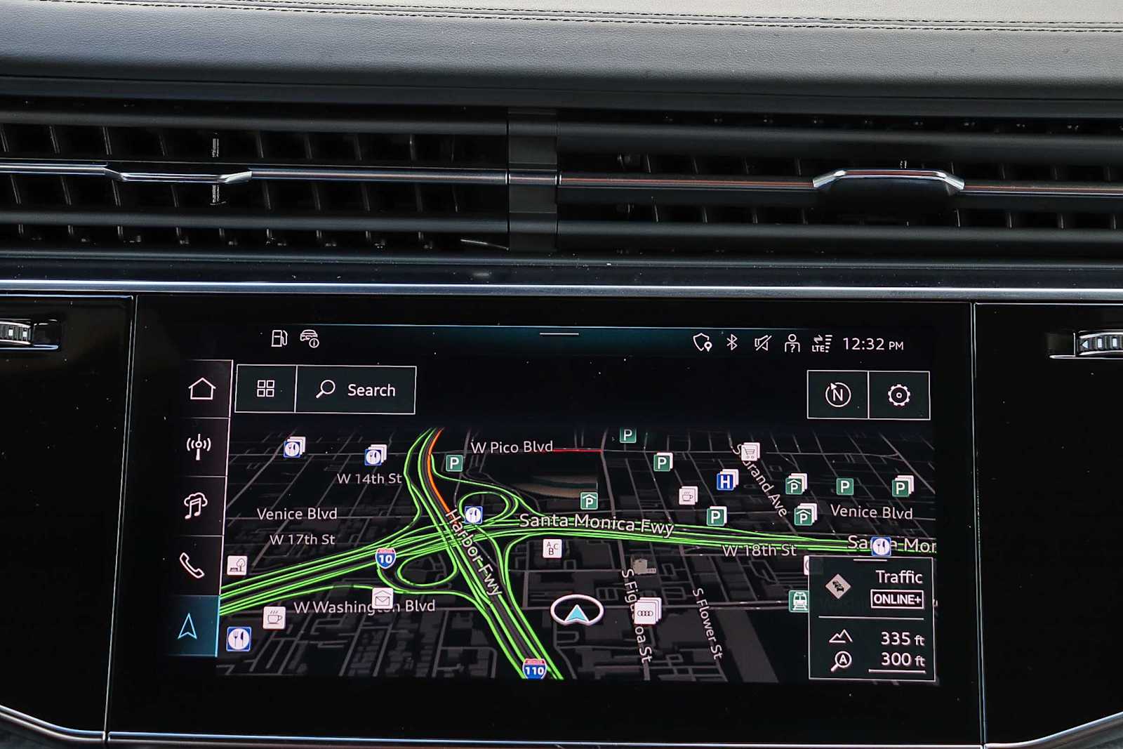 Thumbnail: 2026 Audi RS Q8 - 19