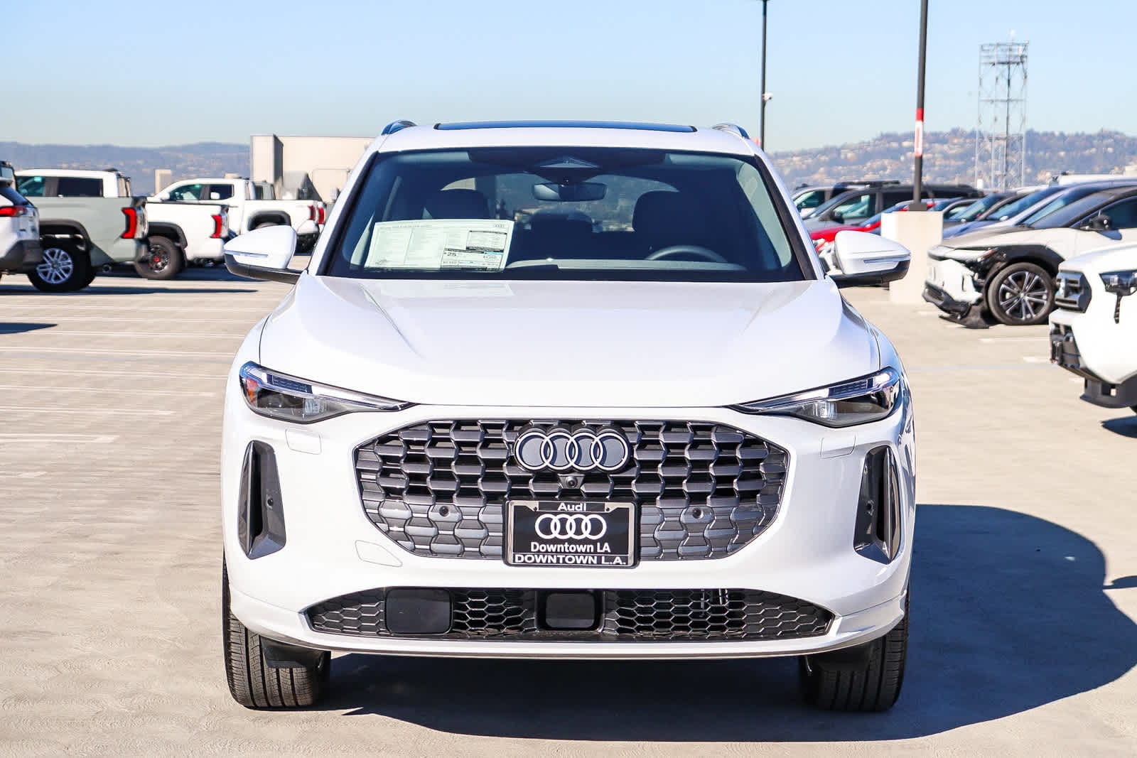 Thumbnail: 2025 Audi Q5 - 2