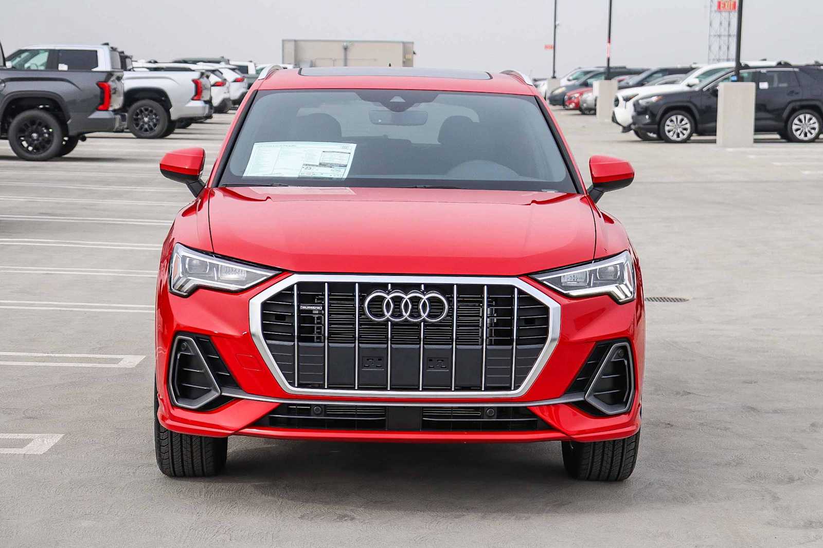 Thumbnail: 2025 Audi Q3 - 2