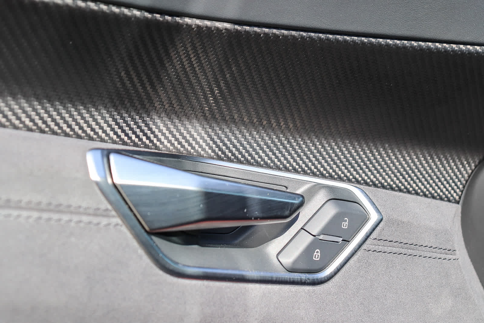 Thumbnail: 2026 Audi e-tron GT - 33