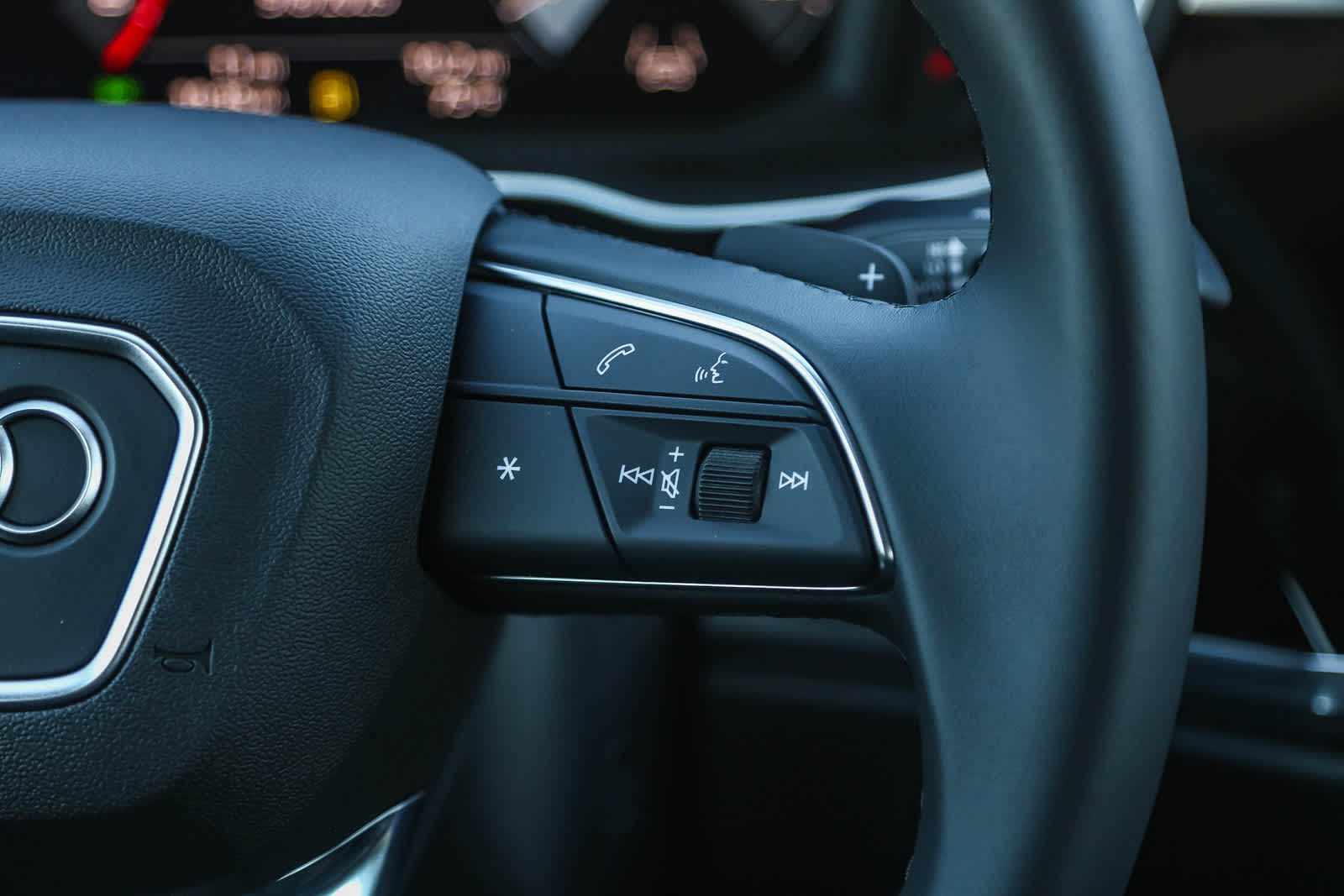 Thumbnail: 2025 Audi Q3 - 22