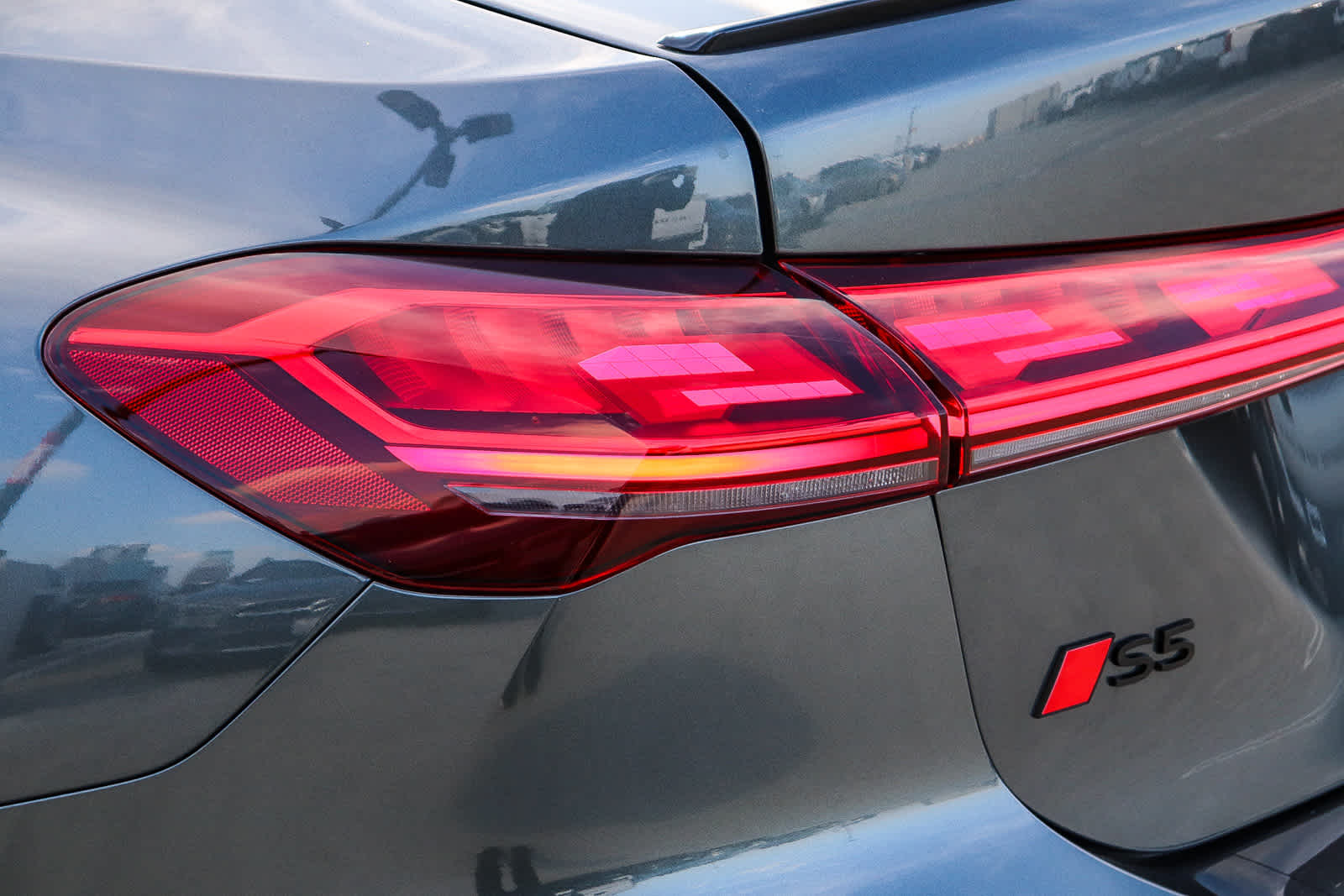 Thumbnail: 2025 Audi S5 - 12