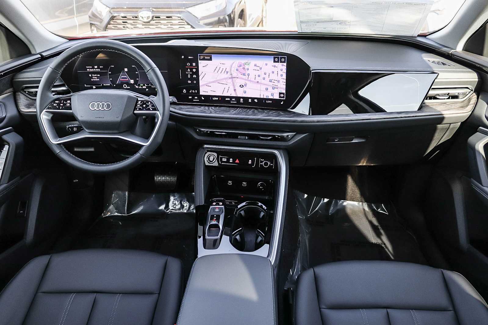 Thumbnail: 2025 Audi Q5 - 16